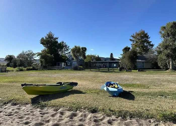 Hannah's Bay Lakefront ロトルア